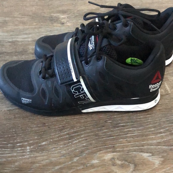 Womens Reebok CrossFit shoes size 7 - Picture 3 of 5